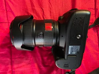 Canon 5D Mark IV + Lente 24-70mm f/2.8 II