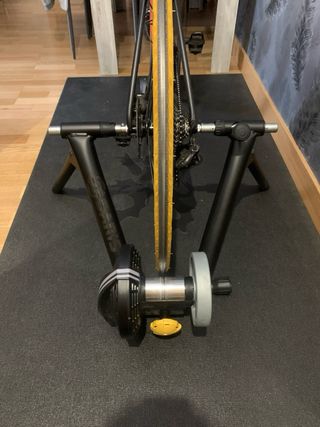 Rodillo inteligente Saris M2