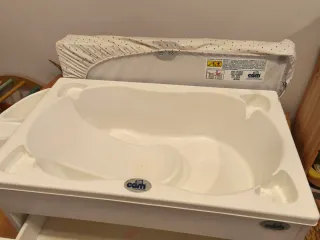 Cambiador y bañera CAM