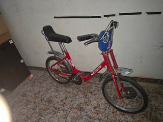 Motoretta Clásica G.A.C Roja 16 pulgadas