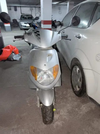 Moto Daelim S-five 49cc Plata