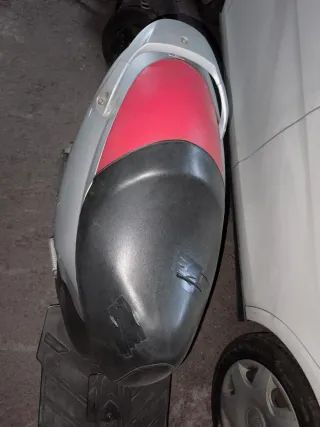 Moto Daelim S-five 49cc Plata