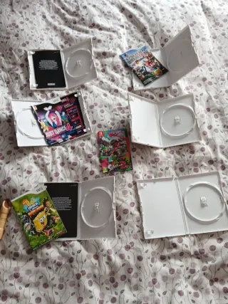 Juegos Wii: MotoGP, Mario galaxy 2, Just Dance...