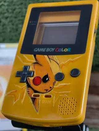 Game Boy Color Edición Pikachu