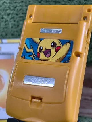Game Boy Color Edición Pikachu