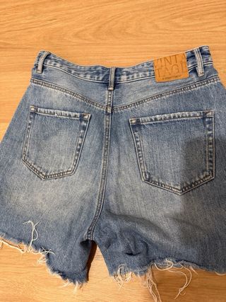 Shorts vaqueros Stradivarius Talla 40