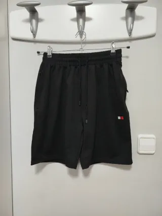 Pantalón corto deportivo negro hombre