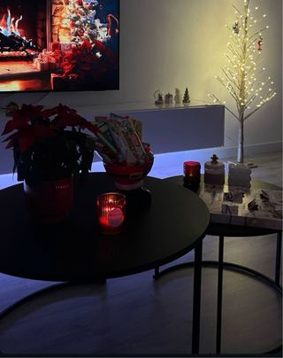 Mesa de centro redonda negra