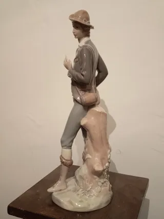 Figura Lladró campesino años 60 Mide 30 cm alto