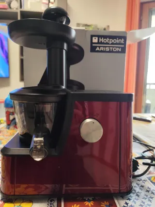 Estrattore di succo Hotpoint Ariston