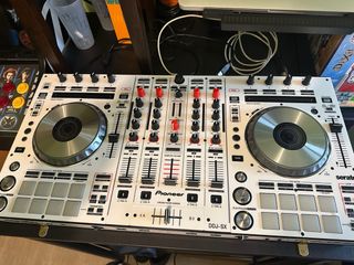 Controladora DJ Pioneer DDJ-SX