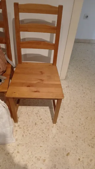 4 Sillas de Madera Ikea