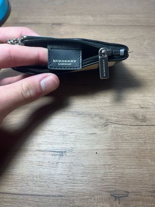 Monedero Burberry auténtico con ticket