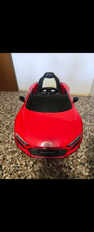 Audi elettrica per bambini