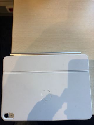 iPad Air 11” M3 (256GB) + Teclado Blanco