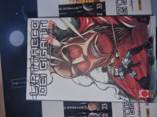 L'attacco dei giganti 1-34 con vol variant