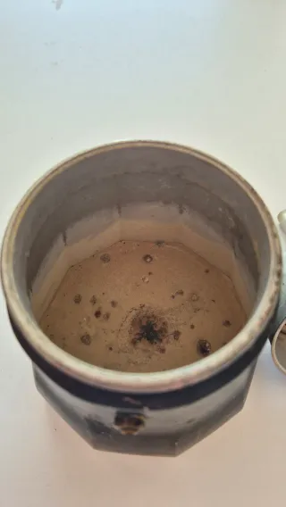 Cafetera italiana negra