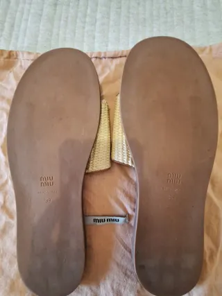 Sandali Miu Miu Beige e Marrone