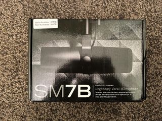 Micrófono Shure SM7B (IMITACIÓN)