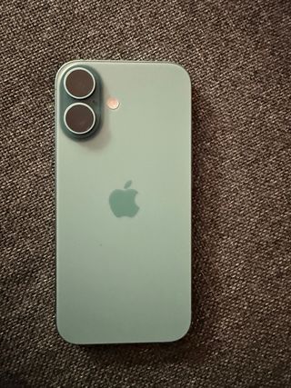 iPhone 16 128GB