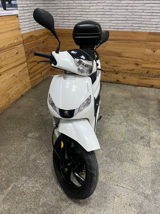 Peugeot Tweet 125 2019 en impecable estado!