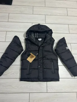 Giacca Burberry nera con cappuccio