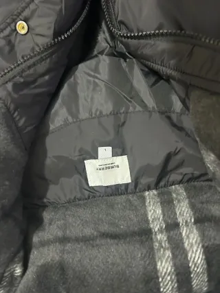 Giacca Burberry nera con cappuccio