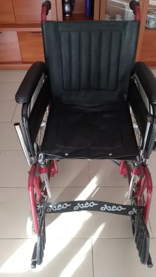 Silla de ruedas plegable