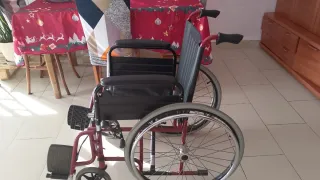 Silla de ruedas plegable