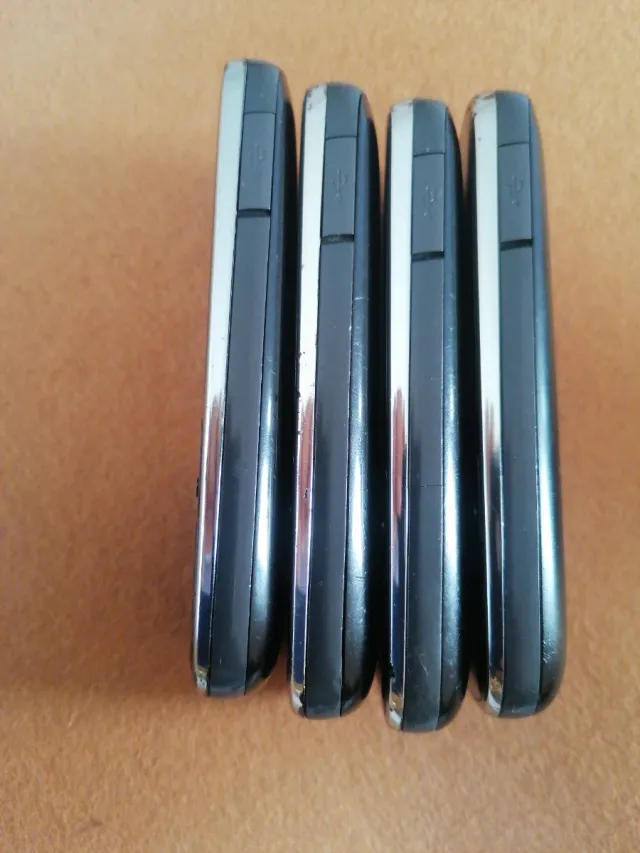 Lote 4 móviles antiguos Nokia plata