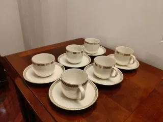 Set 6 Tazze da tè in porcellana con decori oro