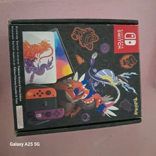 Nintendo Switch OLED Pokémon Scarlatto Violetto
