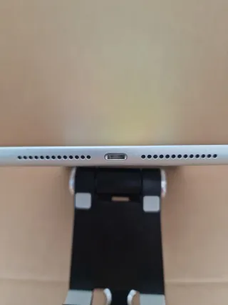 iPad 5ta Gen 128GB Plata