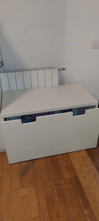 Baúl de almacenaje Ikea blanco