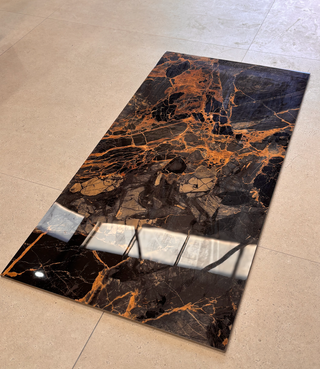 Porcelánico Negro y Dorado 60 x 120 cm