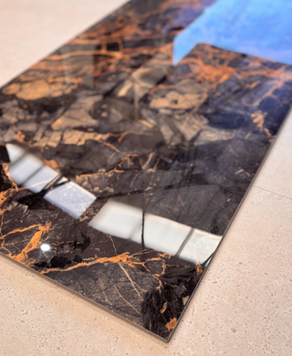 Porcelánico Negro y Dorado 60 x 120 cm