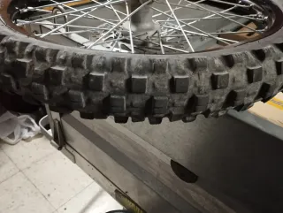 Rueda Moto Michelin Tracker 90/90-21