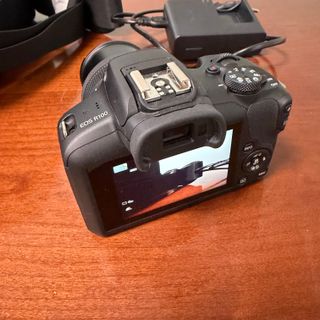 Canon EOS R100 Fotocamera Mirrorless