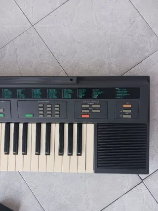 Teclado Yamaha DSR-500 Años 80