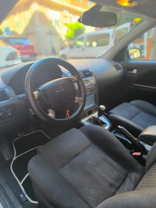 Ford Mondeo 2.0 Tdci 136cv año 2004