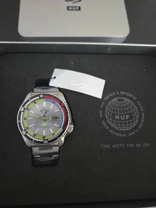 Seiko 5 Sports x HUF Edizione Limitata