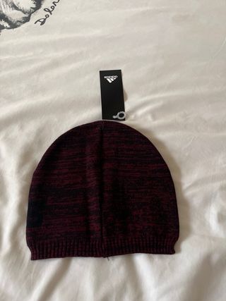 Gorro Adidas Rojo