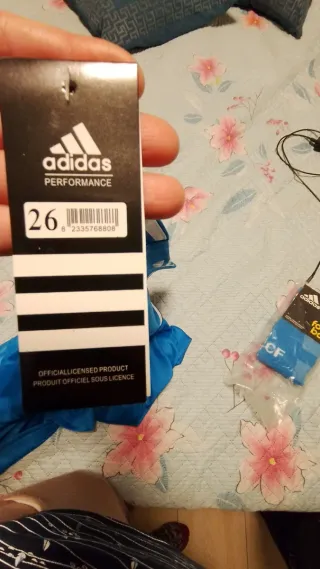 Conjunto Real Madrid Adidas Azul Talla 26 de niño