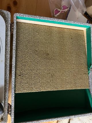 Giradischi vintage per pezzi o riparazione