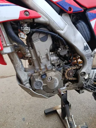 Moto honda crf 250 4 tiempos