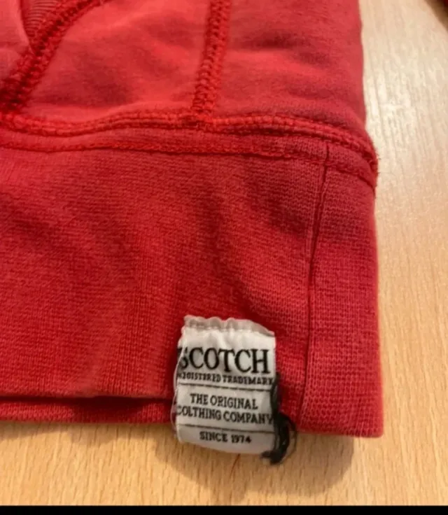 Sudadera original Scotch & Soda, color rojo