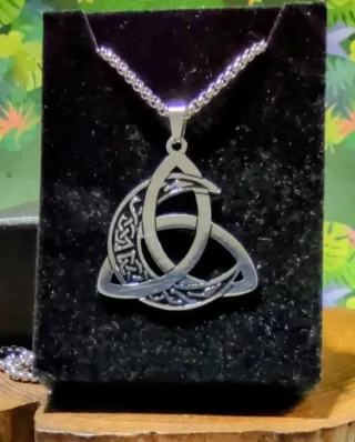 Colgante Acero Triqueta Luna Celta Vikingo