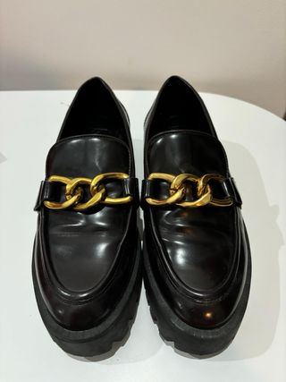Mocasines Mango berenjena brillante talla 37