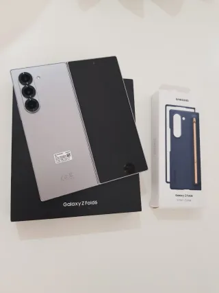 Samsung Galaxy Z Fold 6