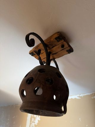 Lámpara de techo rústica terracota y madera